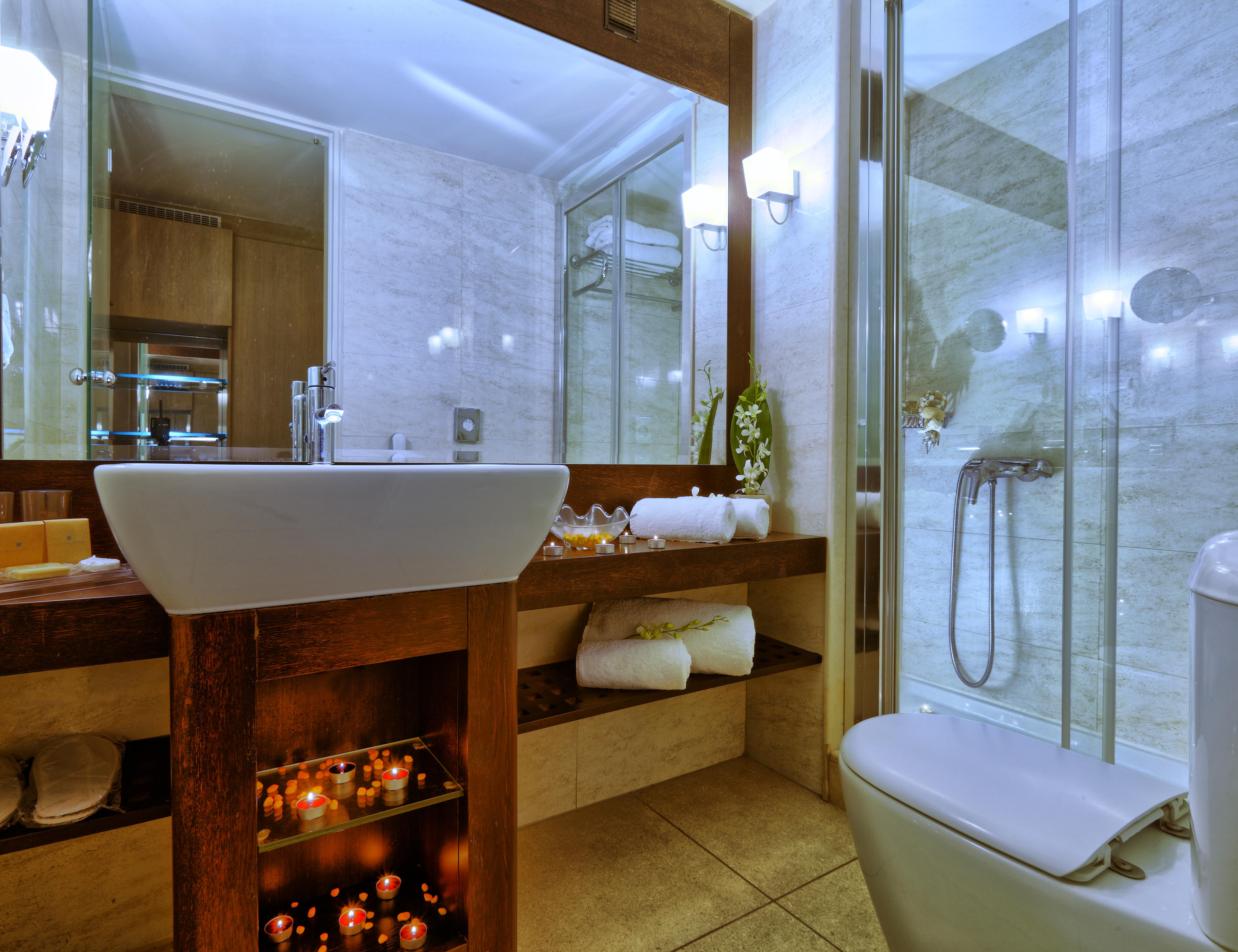 锡蒂亚海滩城市度假村及水疗中心 外观 照片 A modern bathroom