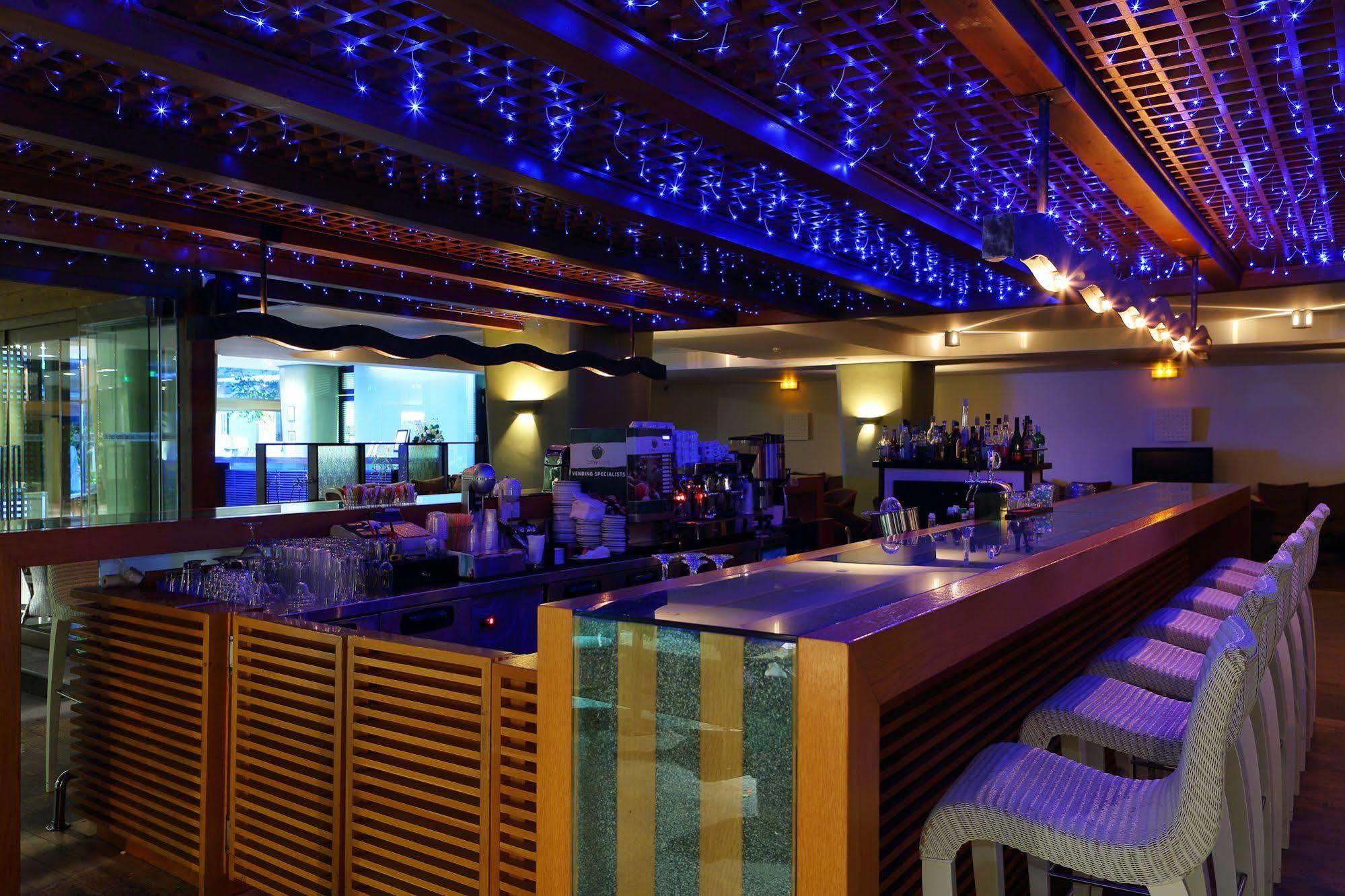锡蒂亚海滩城市度假村及水疗中心 外观 照片 The bar at the 101 bar